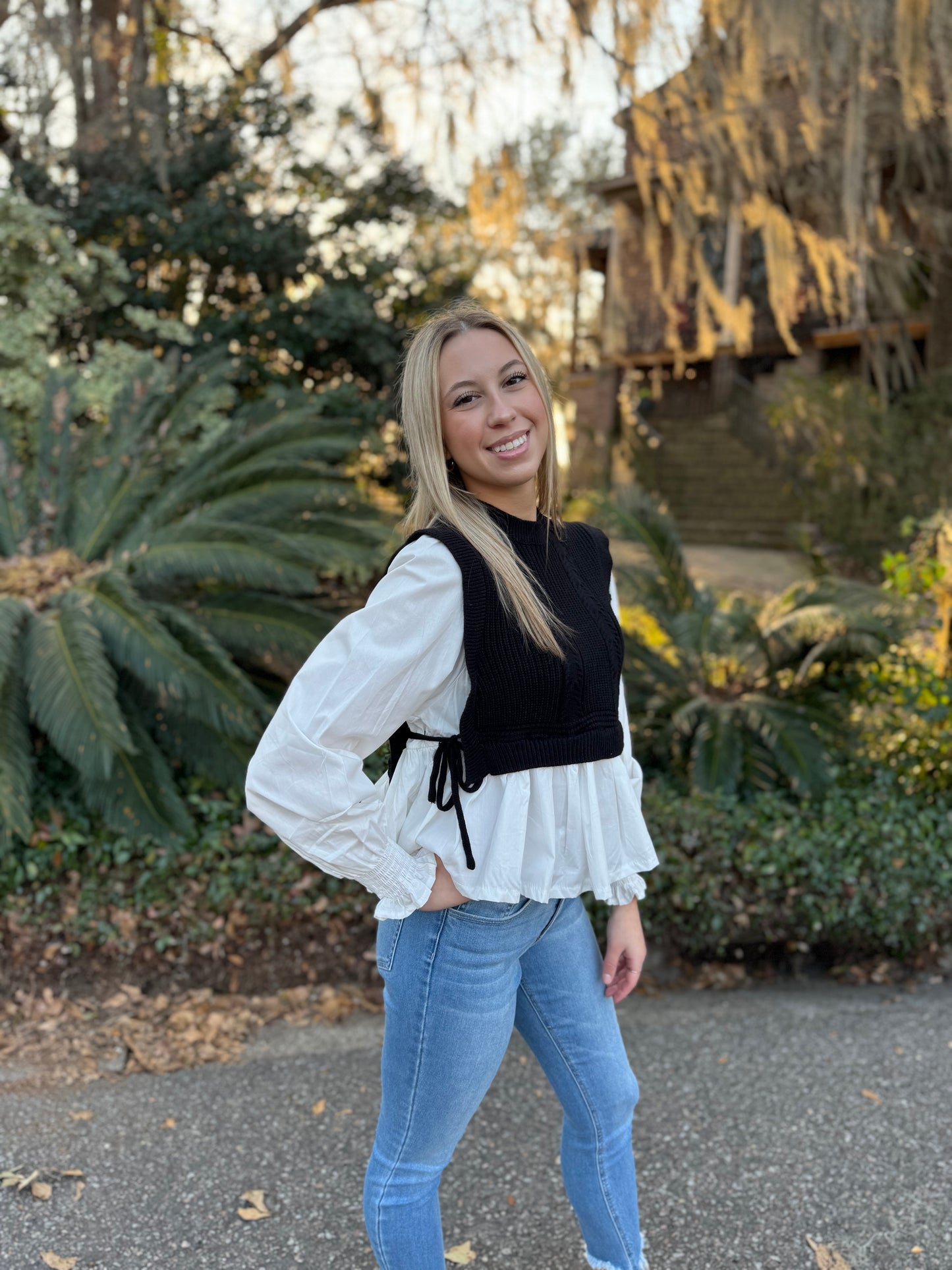 Chic Sweater Vest Combo