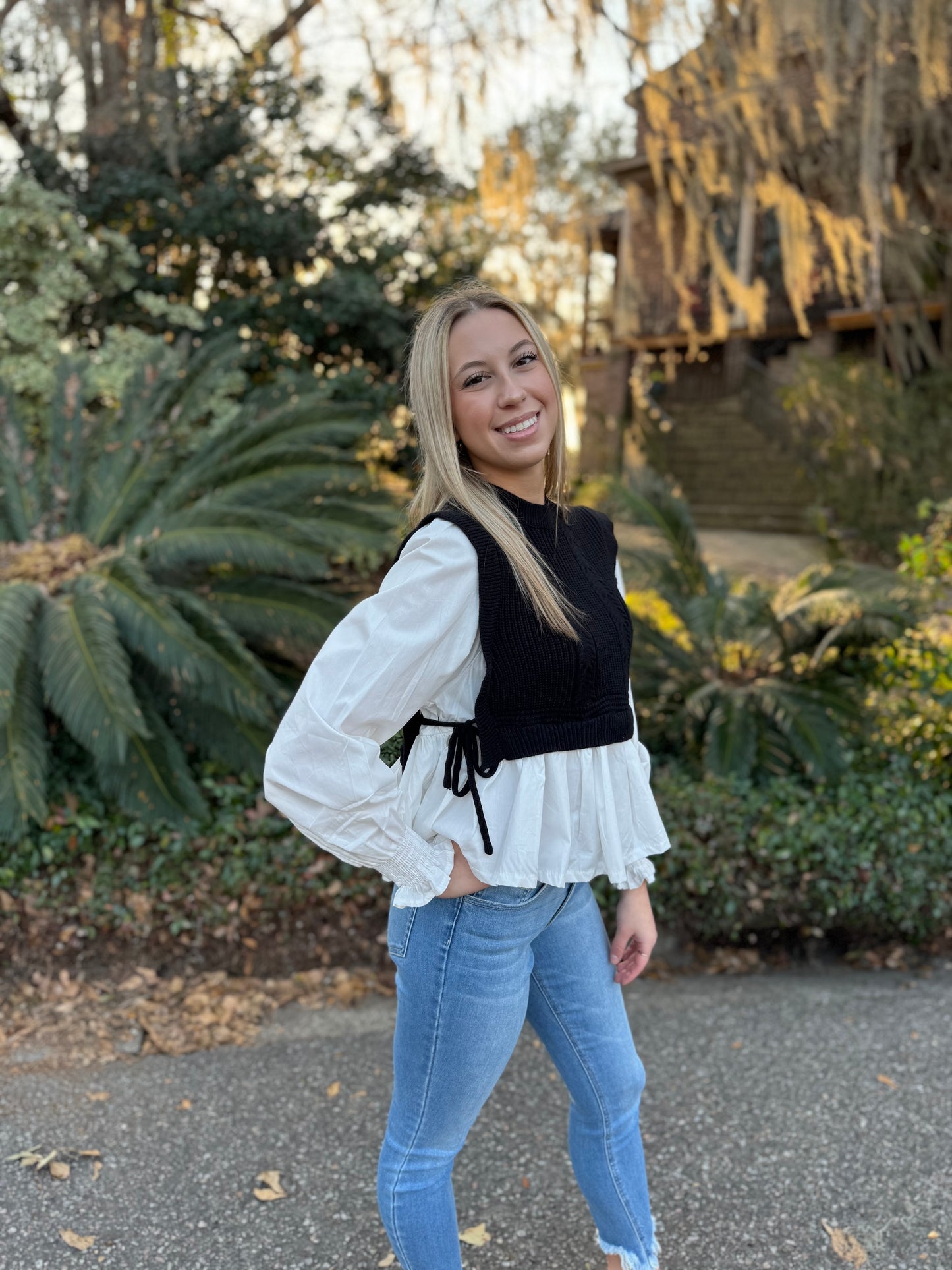 Chic Sweater Vest Combo