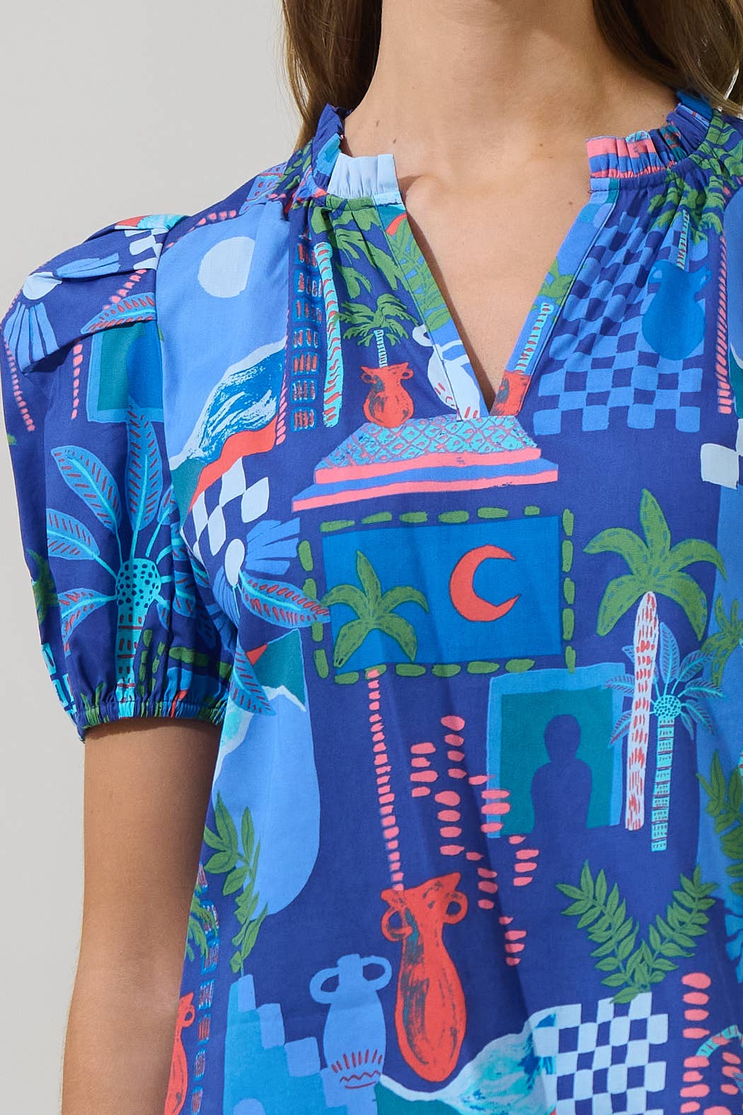 Punta Alta Berisa Split Neck Top