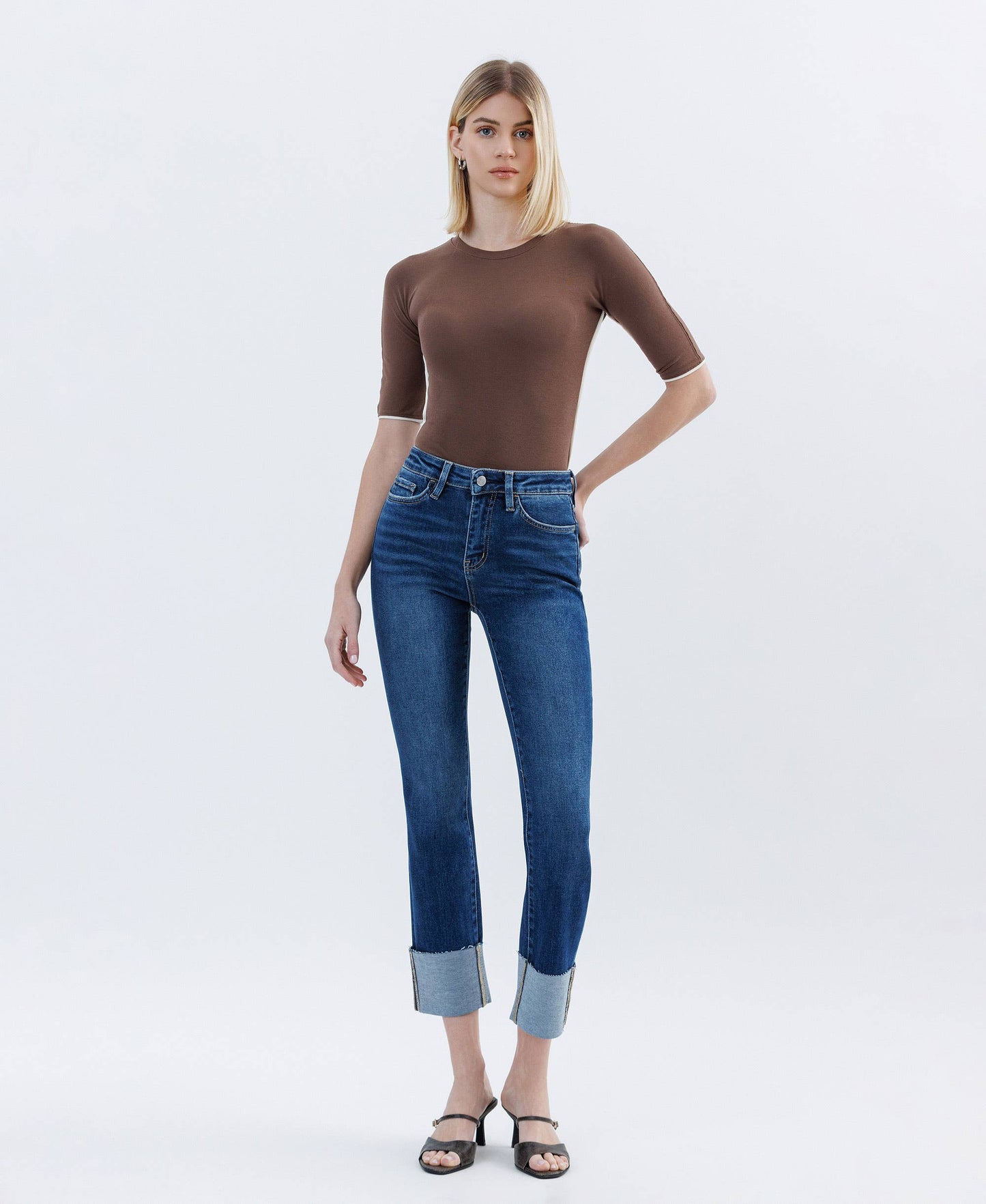HIGH RISE CUFFED SLIM STRAIGHT JEANS