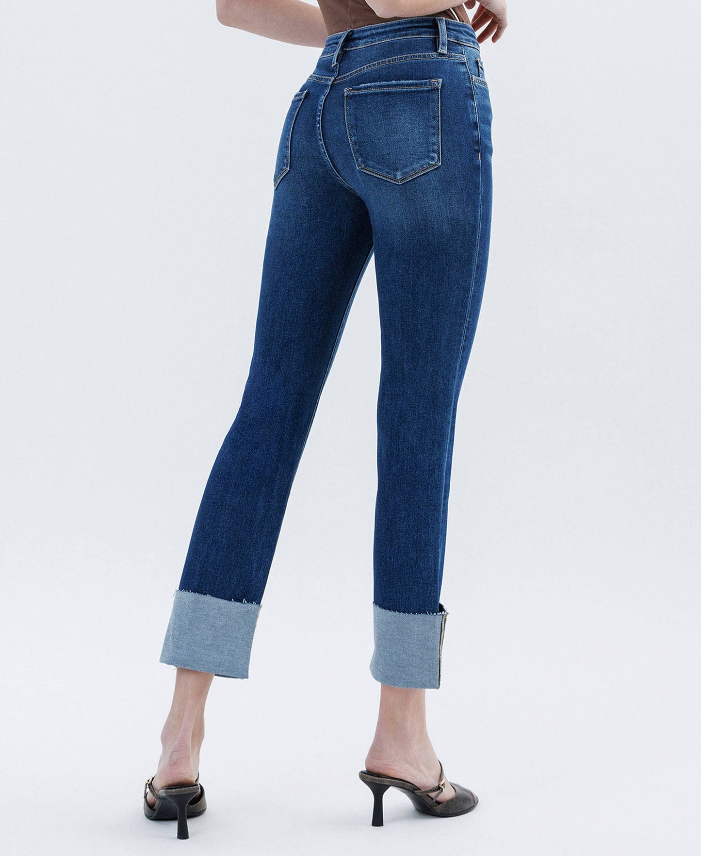 HIGH RISE CUFFED SLIM STRAIGHT JEANS
