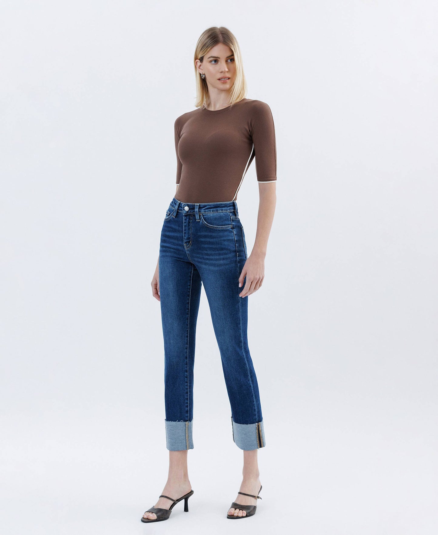 HIGH RISE CUFFED SLIM STRAIGHT JEANS