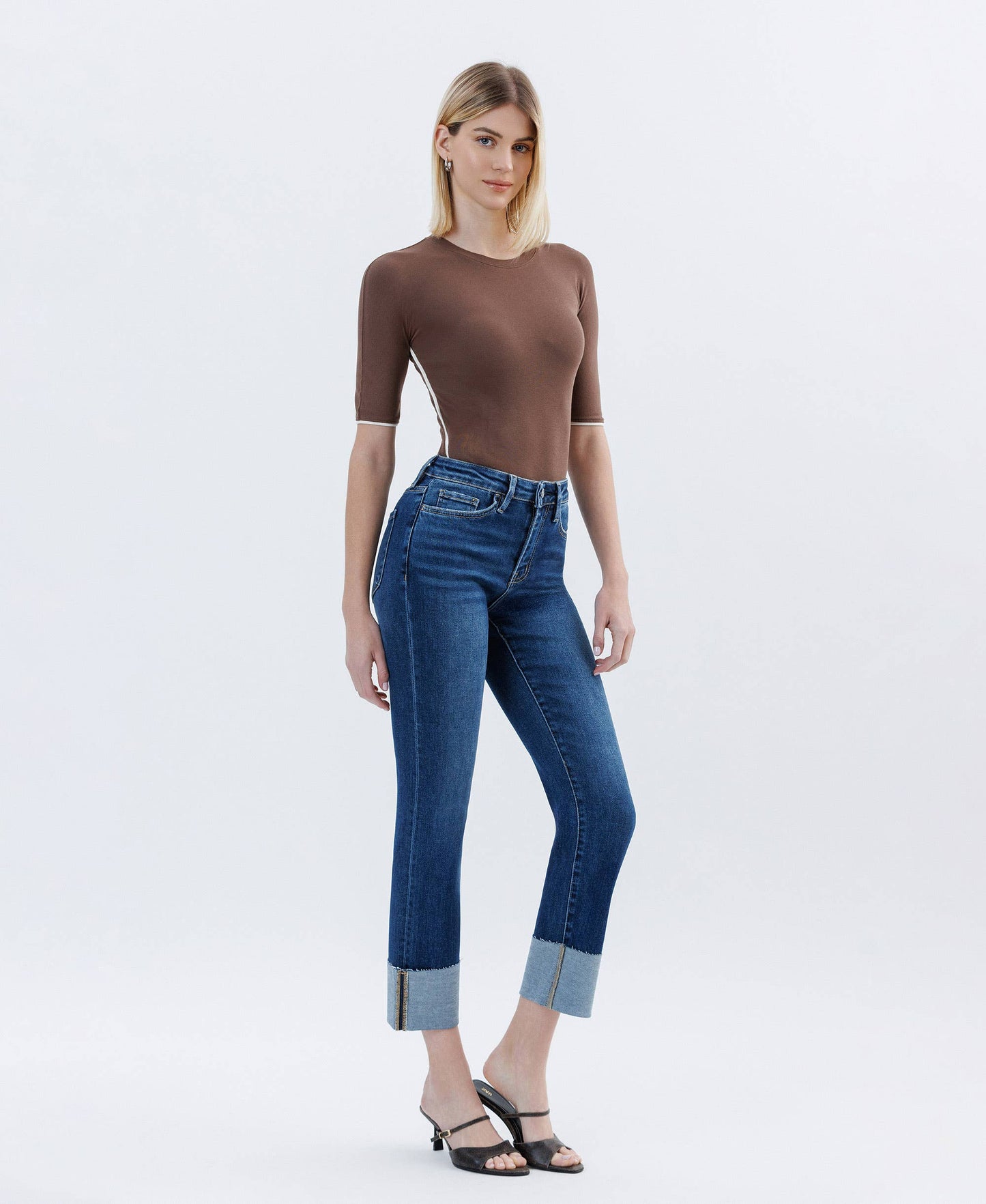 HIGH RISE CUFFED SLIM STRAIGHT JEANS
